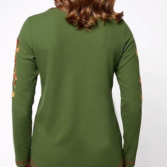 Quacker Factory Embroidered Top - Picture 3 of 10